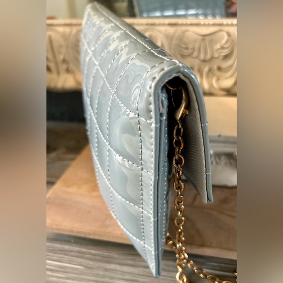 🌸🌷Crossi Blue Envelope Style Patent Puffy Quilted Crossbody Shoulder Bag Clutch - Picture 6 of 16